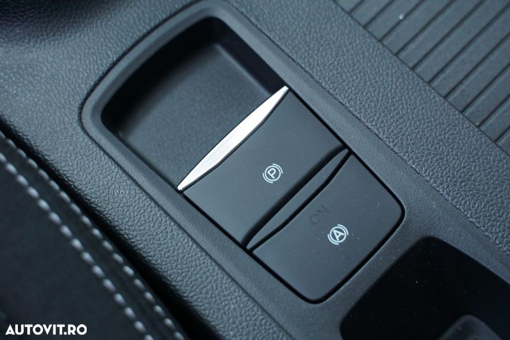 Ford Focus - 10