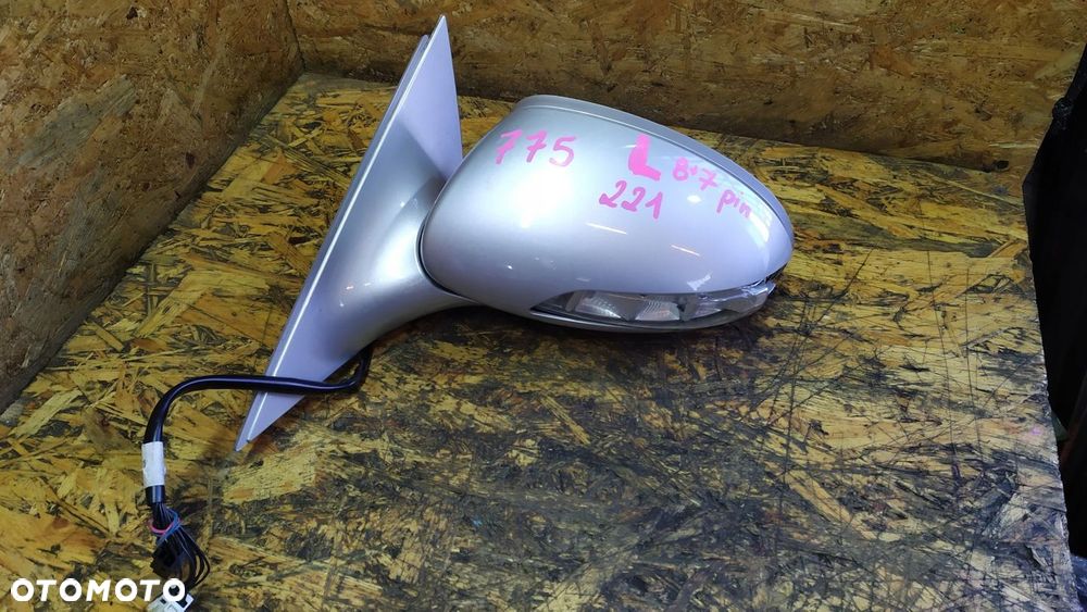 MERCEDES W221 LUSTERKO LEWE 87 PIN 775