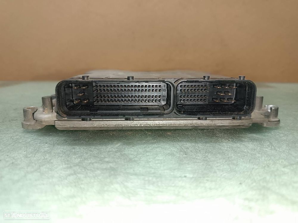 CENTRALINA MOTOR UCE CHRYSLER VOYAGER IV 2004 -0281011280 - 2