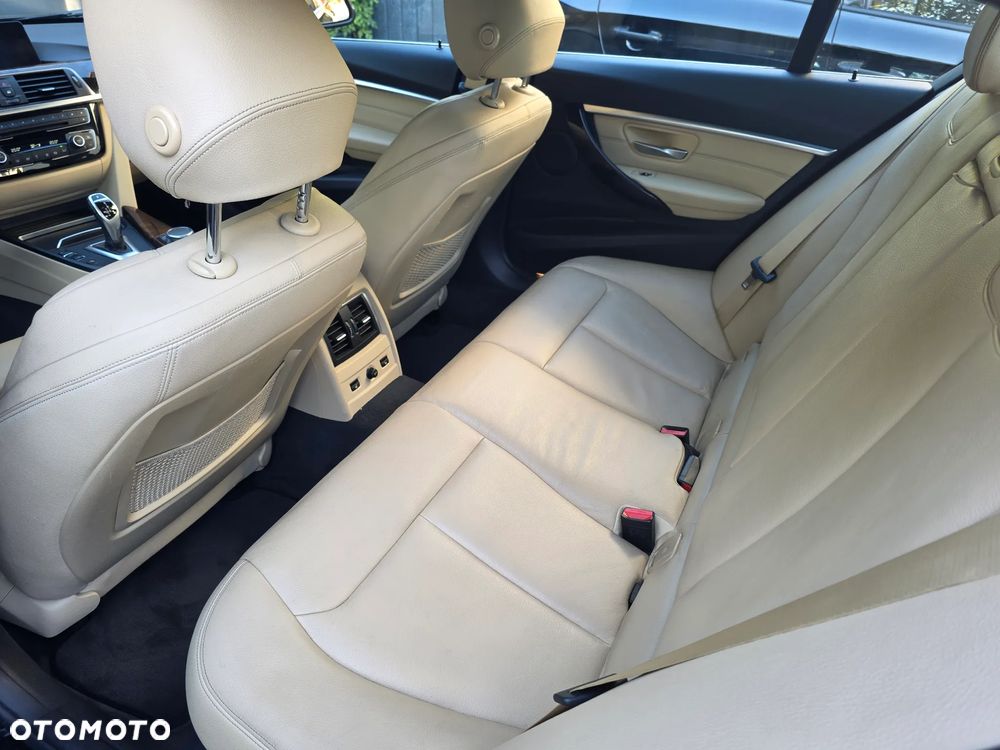 BMW Seria 3 330i GPF Sport Line - 9