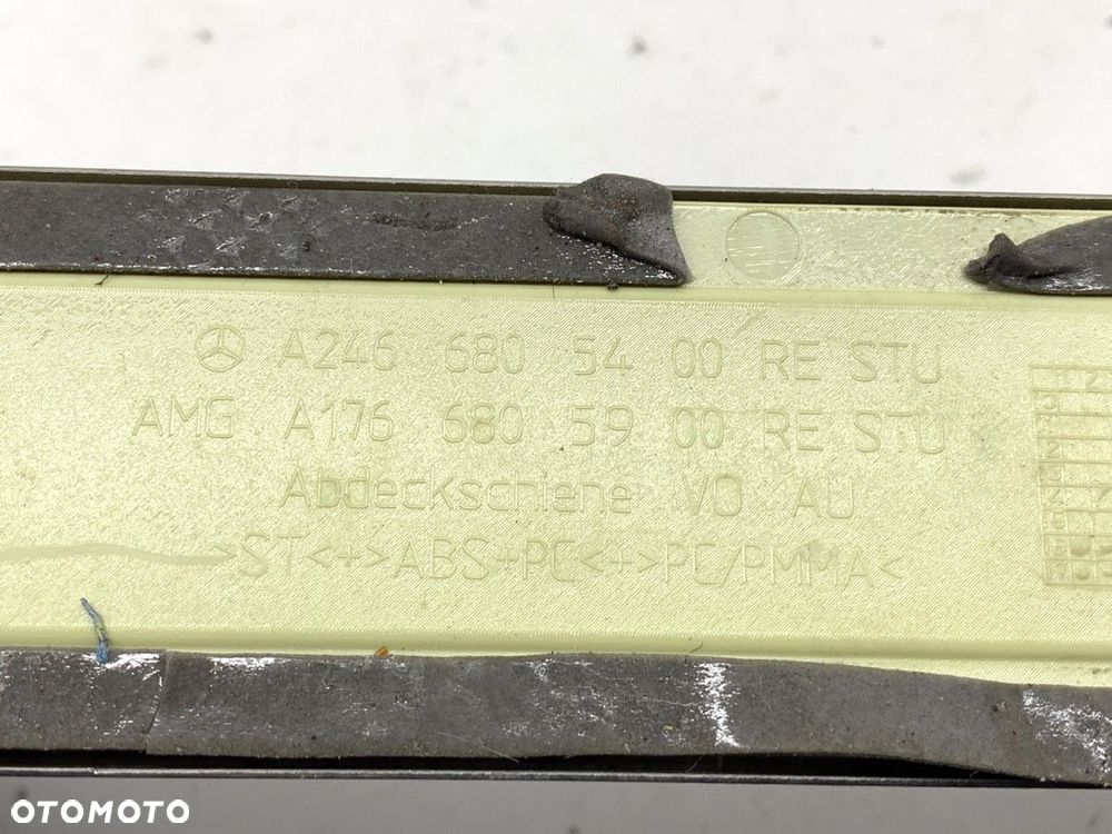 LISTWA NAKŁADKA PROGU PRZÓD PRAWA  MERCEDES-BENZ CLA coupe (C117) 2013 - 2019 CLA 180 CDI / d - 3