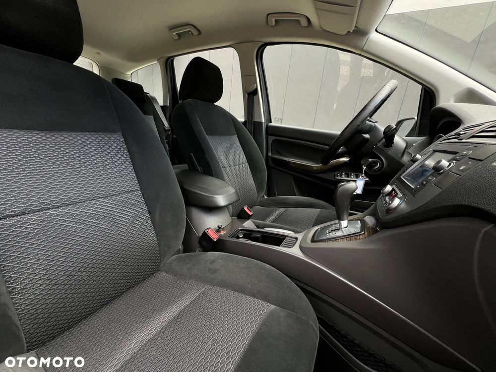 Ford C-MAX - 7