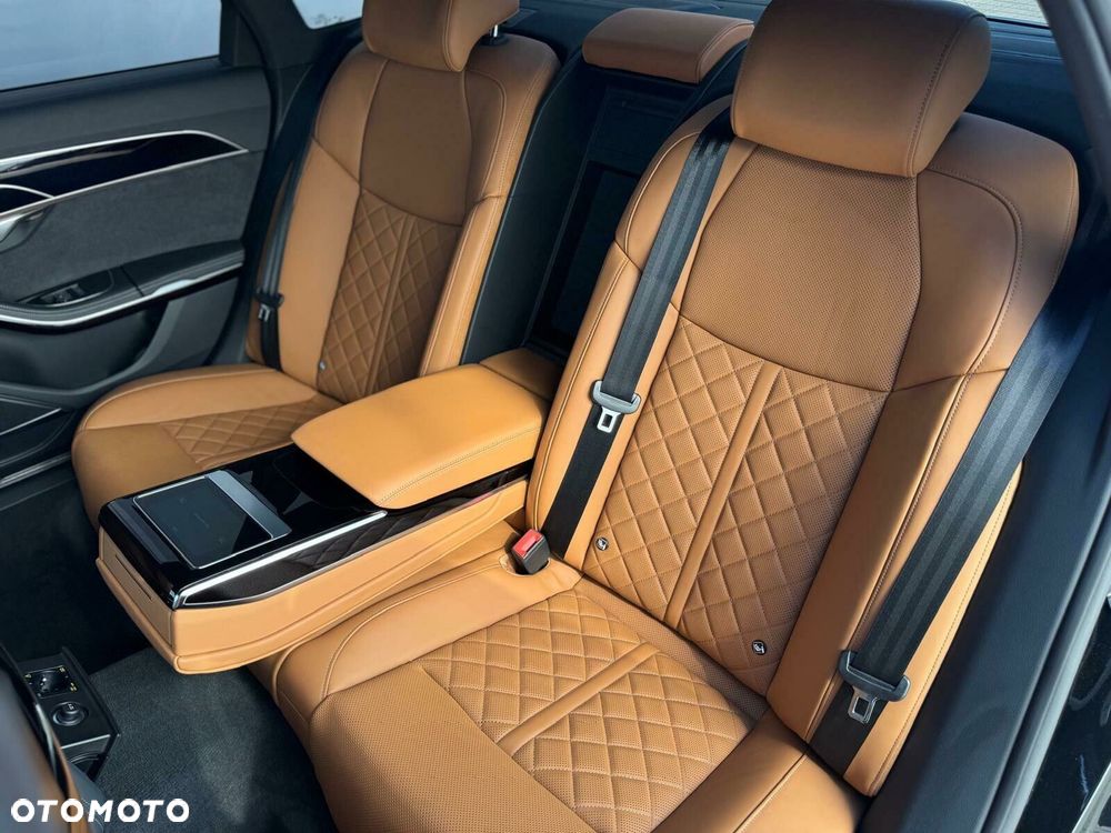 Audi A8 - 36