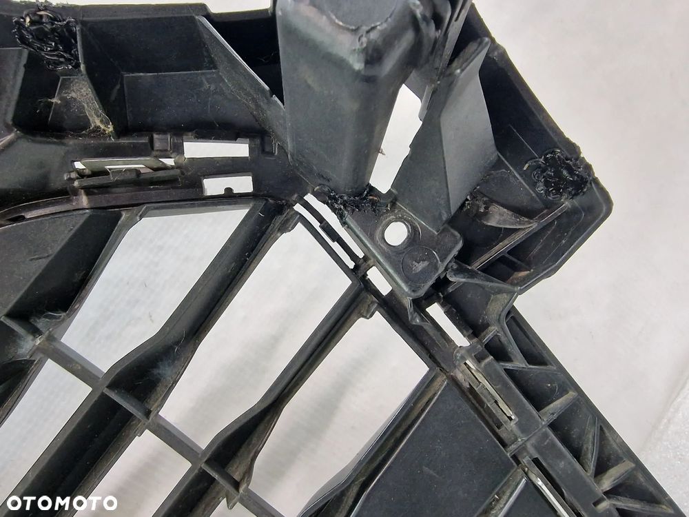 AUDI A1 8XA LIFT 14- ATRAPA / GRILL PRZEDNI PRZÓD , NR 8XA853651B , NR AUKCJI GL795 GL795/2 - 18