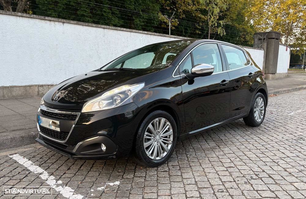 Peugeot 208 1.6 BlueHDi Allure - 17