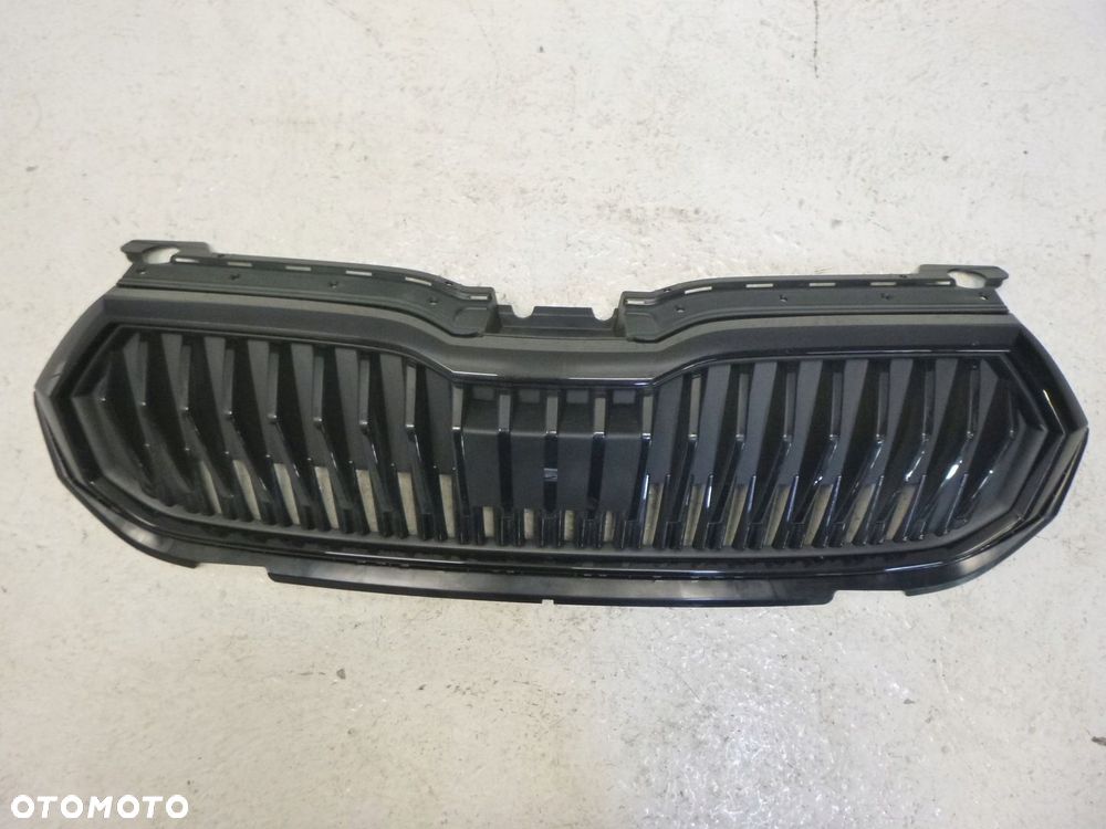 SKODA FABIA IV 4 6VA GRILL ATRAPA CHŁODNICY MIEJSCE NA RADAR KRATKA CZARNY ORYGINAŁ - 2