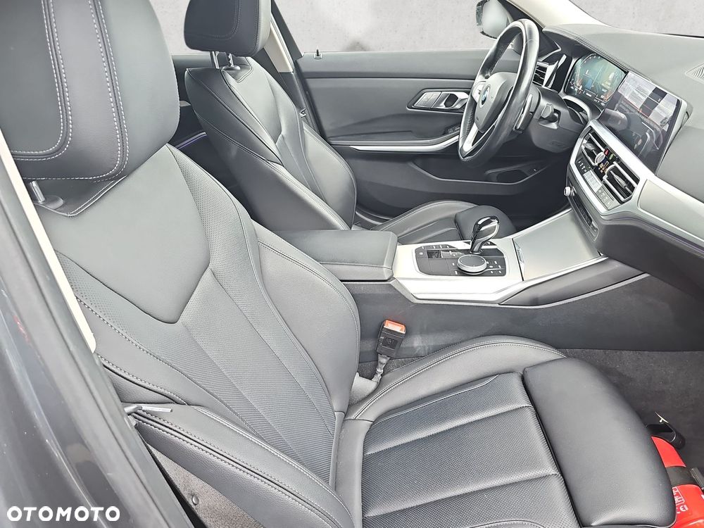 BMW Seria 3 - 13