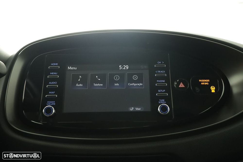 Toyota Aygo 1.0 X-Play - 9