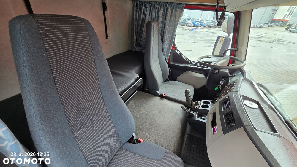 Volvo FL 260 - 6