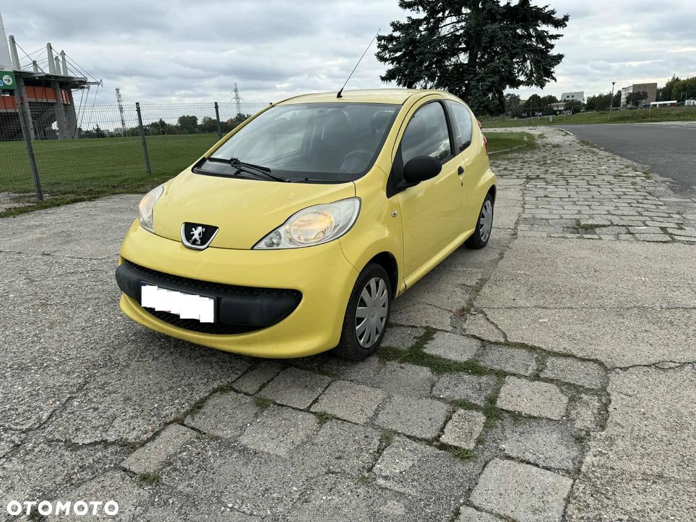 Peugeot 107 1.0 Trendy - 2