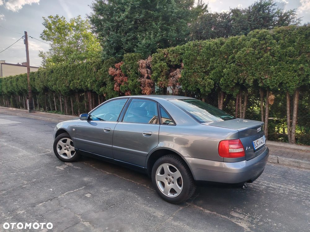 Audi A4 Limousine 1.9 TDI - 4