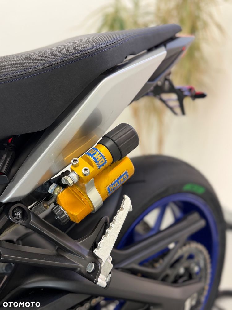 Yamaha MT - 19