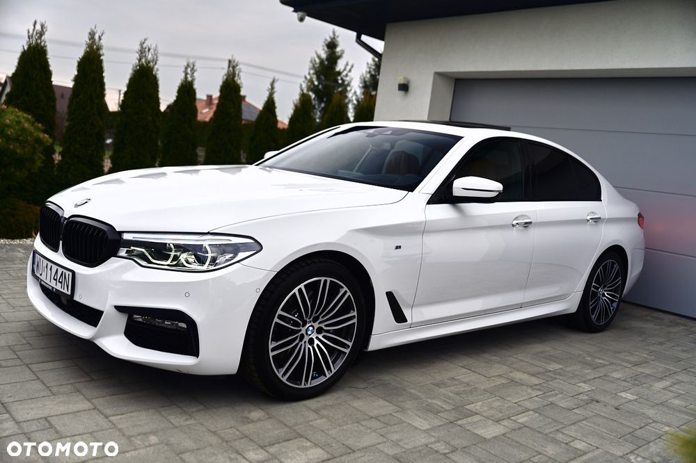BMW Seria 5 530i xDrive M Sport sport - 11