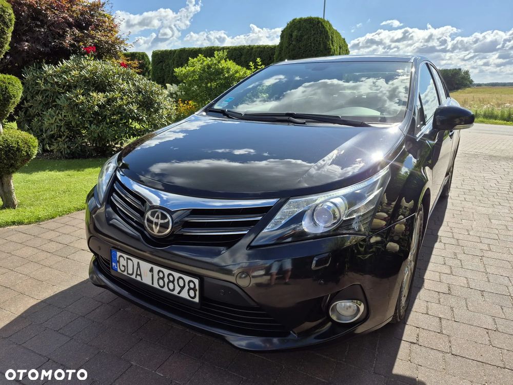 Toyota Avensis 2.2 D-4D Prestige - 1