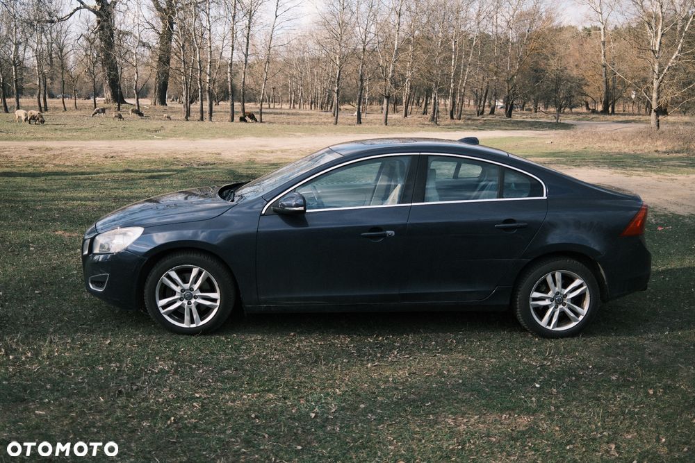 Volvo S60 2.5 T5 - 2