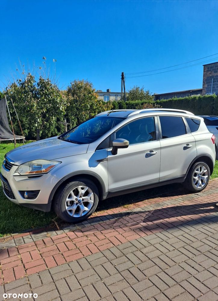 Ford Kuga - 1