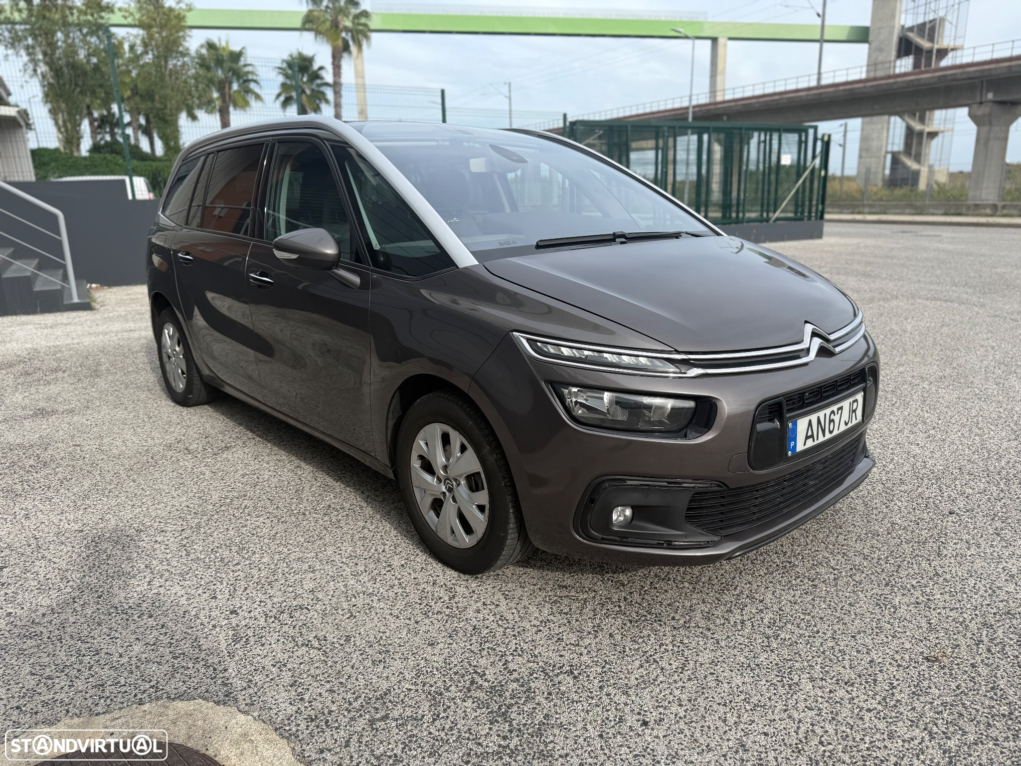 Citroën C4 Grand Picasso 1.6 e-HDi Exclusive - 3