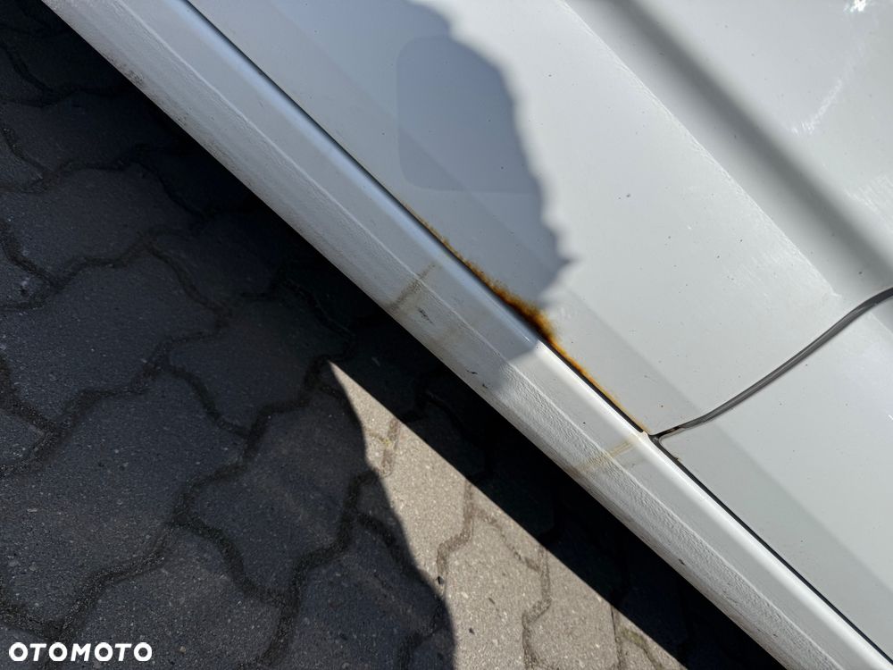 Citroën C4 e-HDi 115 Selection - 10