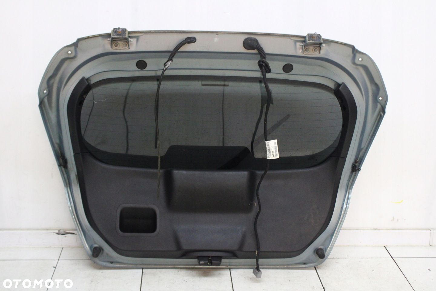 FORD FIESTA MK7 08R- KLAPA BAGAŻNIKA TYŁ TYLNA 79 - 2