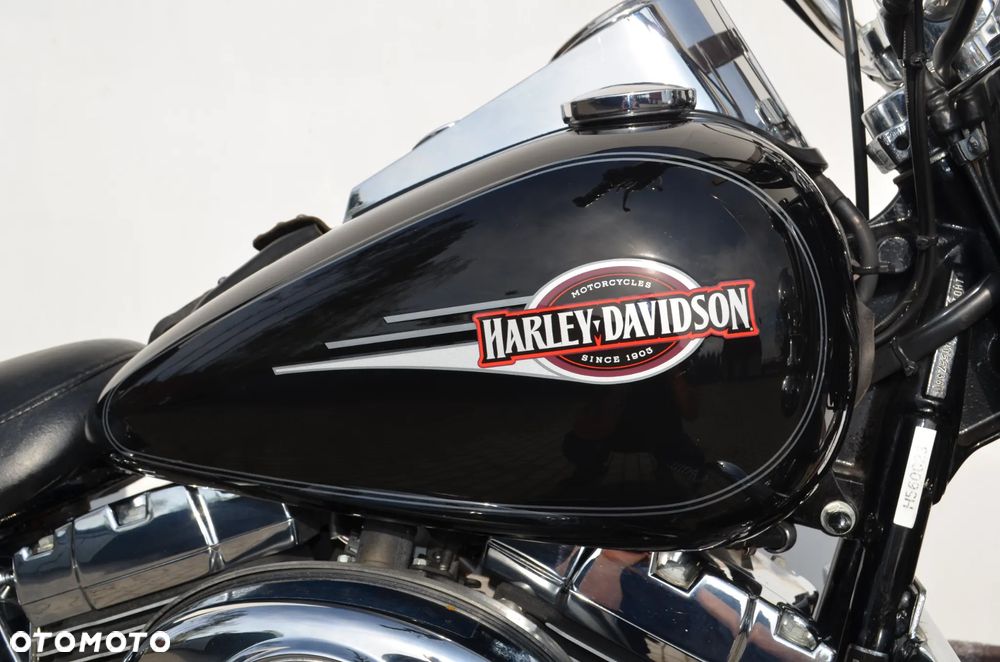 Harley-Davidson Softail Heritage Classic - 20