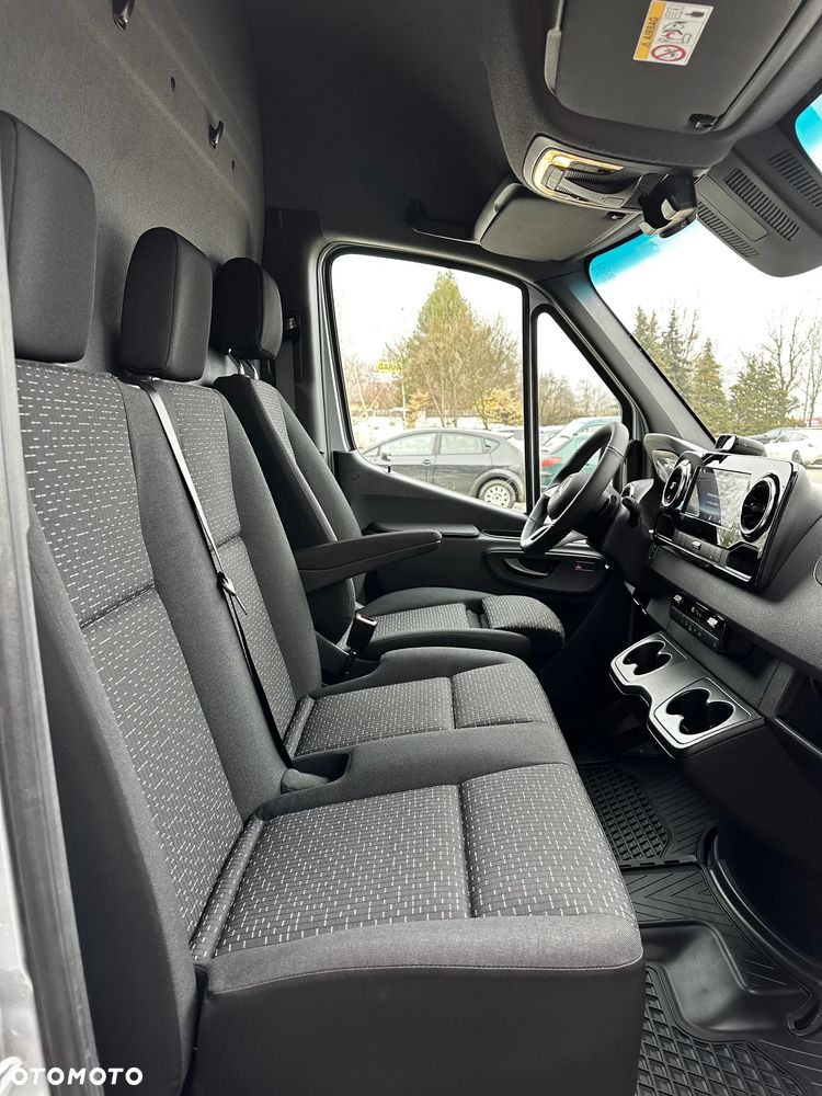 Mercedes-Benz Sprinter 319 CDI Furgon SELECT - 21