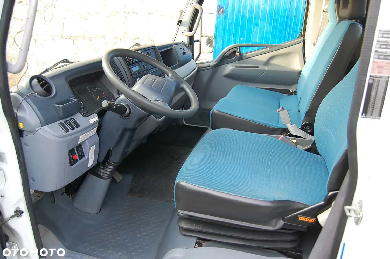Mitsubishi Fuso Canter - 12