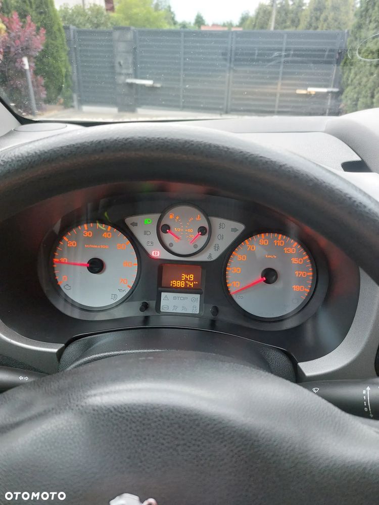 Peugeot Partner 1.6 HDi Active - 19