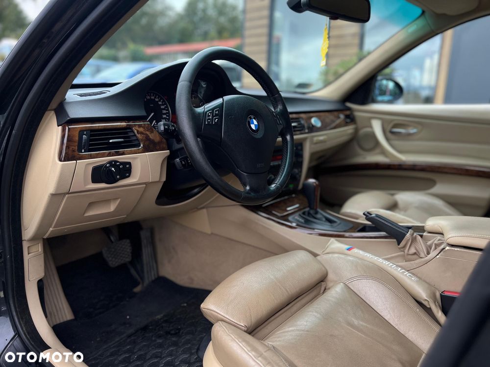 BMW Seria 3 - 24