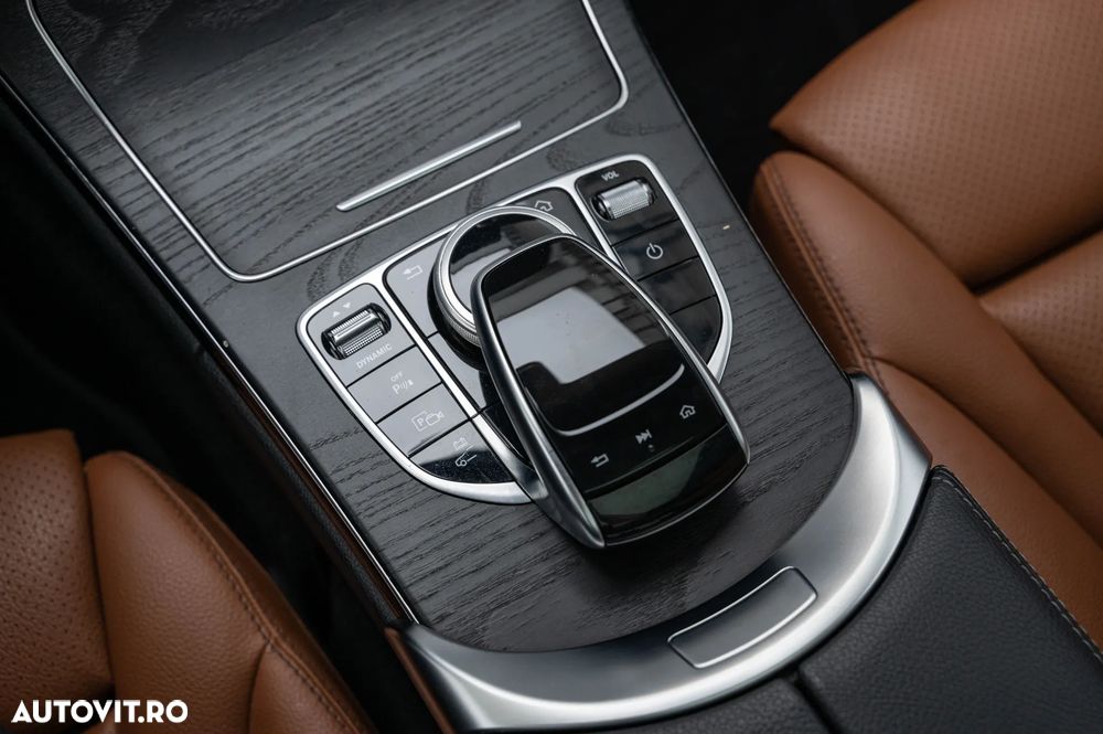 Mercedes-Benz C 300 de 9G-TRONIC AMG Line - 24