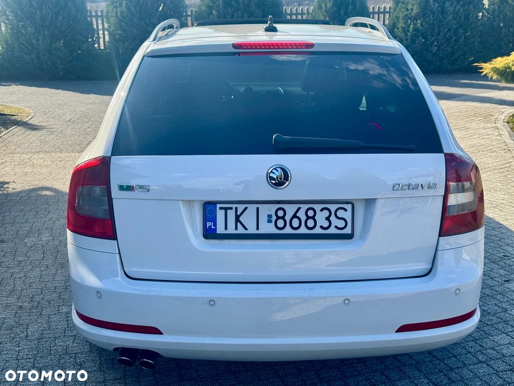 Skoda Octavia 2.0 TDI CR DPF DSG RS - 7