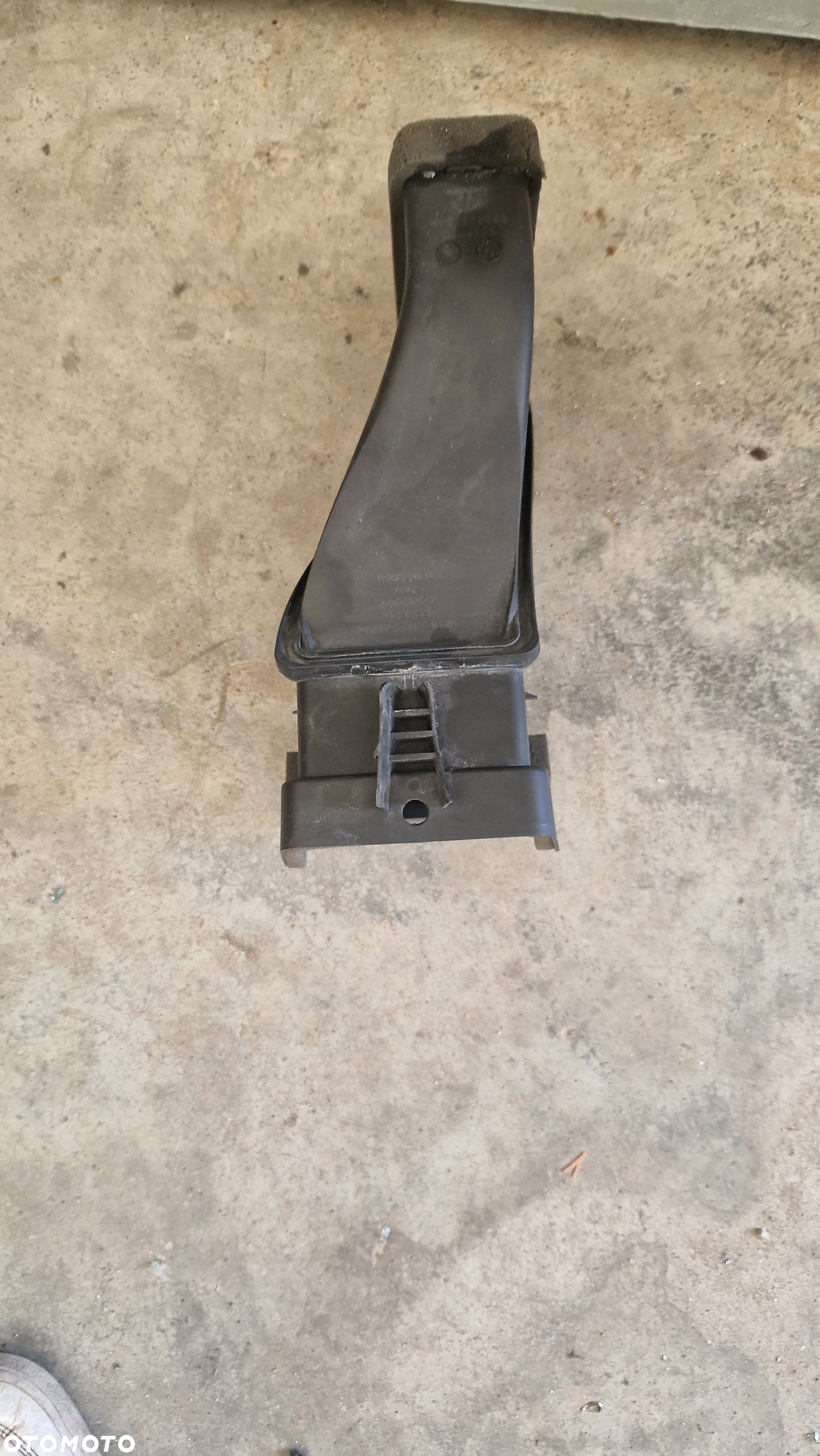 Rura dolotowa powietrza Ram V 5.7 hemi - 3