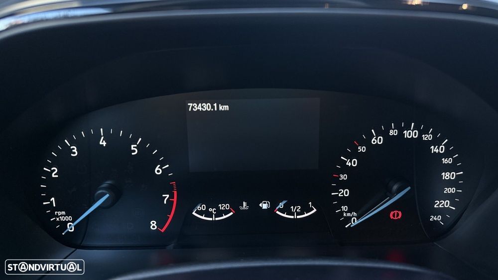 Ford Focus 1.0 EcoBoost MHEV ST-Line - 25