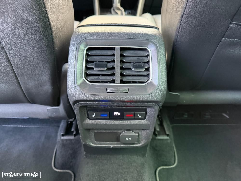 VW Tiguan 2.0 TDI R-Line DSG 4Motion - 22