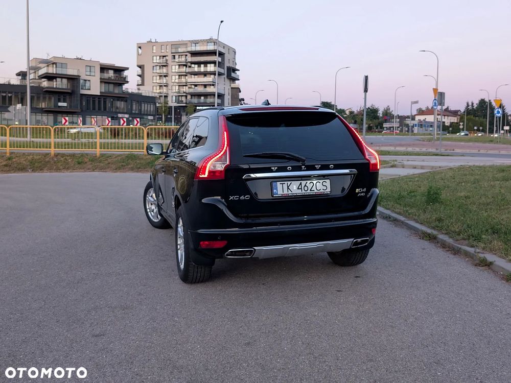 Volvo XC 60 D4 AWD Kinetic - 8