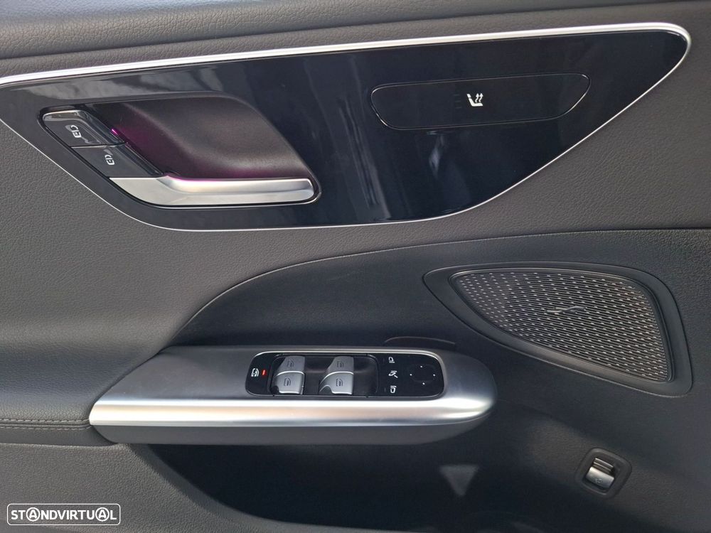 Mercedes-Benz C 300 de Avantgarde - 18