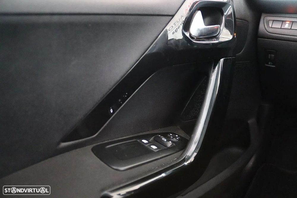 Peugeot 208 1.2 PureTech Style - 6