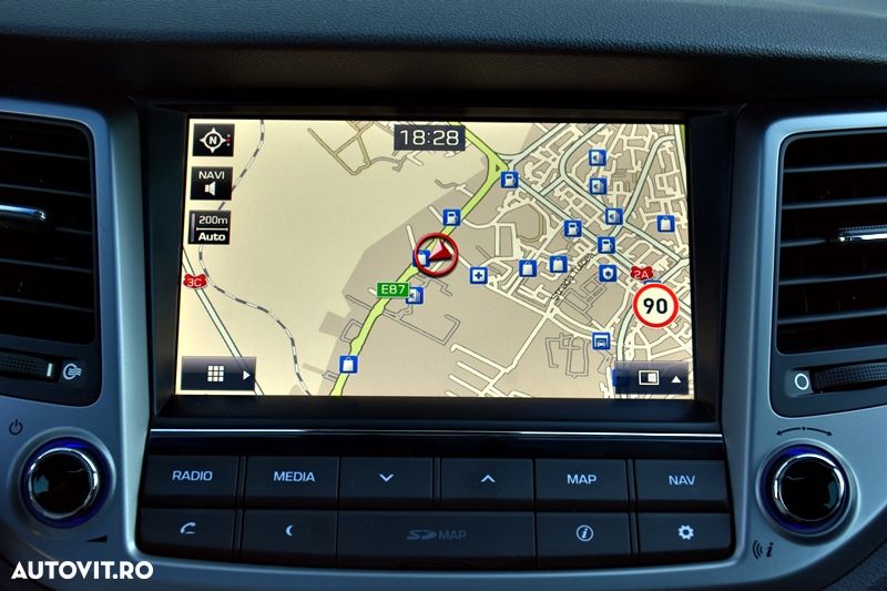 Hyundai Tucson blue 1.7 CRDi 2WD DCT Premium - 14