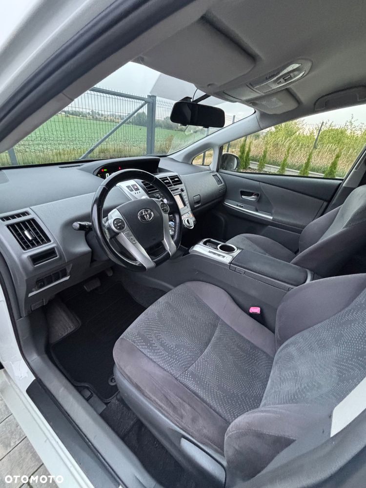 Toyota Prius+ 1.8 HSD Active - 28