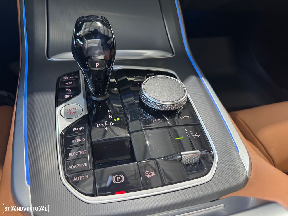 BMW X5 45 e xDrive Pack M - 33