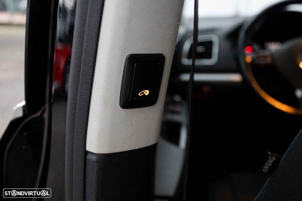 VW Sharan 2.0 TDI BlueMotion Cup - 25