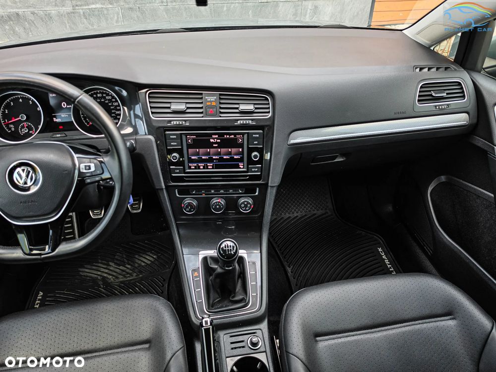 Volkswagen Golf Alltrack - 22
