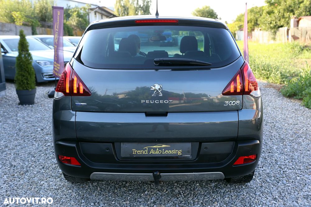 Peugeot 3008 1.2 PureTech Turbo S&S Allure - 3