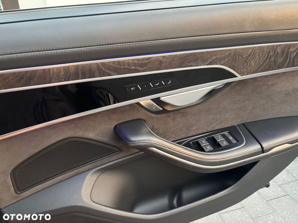 Audi A8 - 14