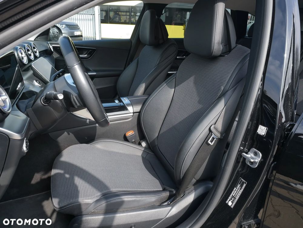 Mercedes-Benz Klasa C 220 d 9G-TRONIC - 13