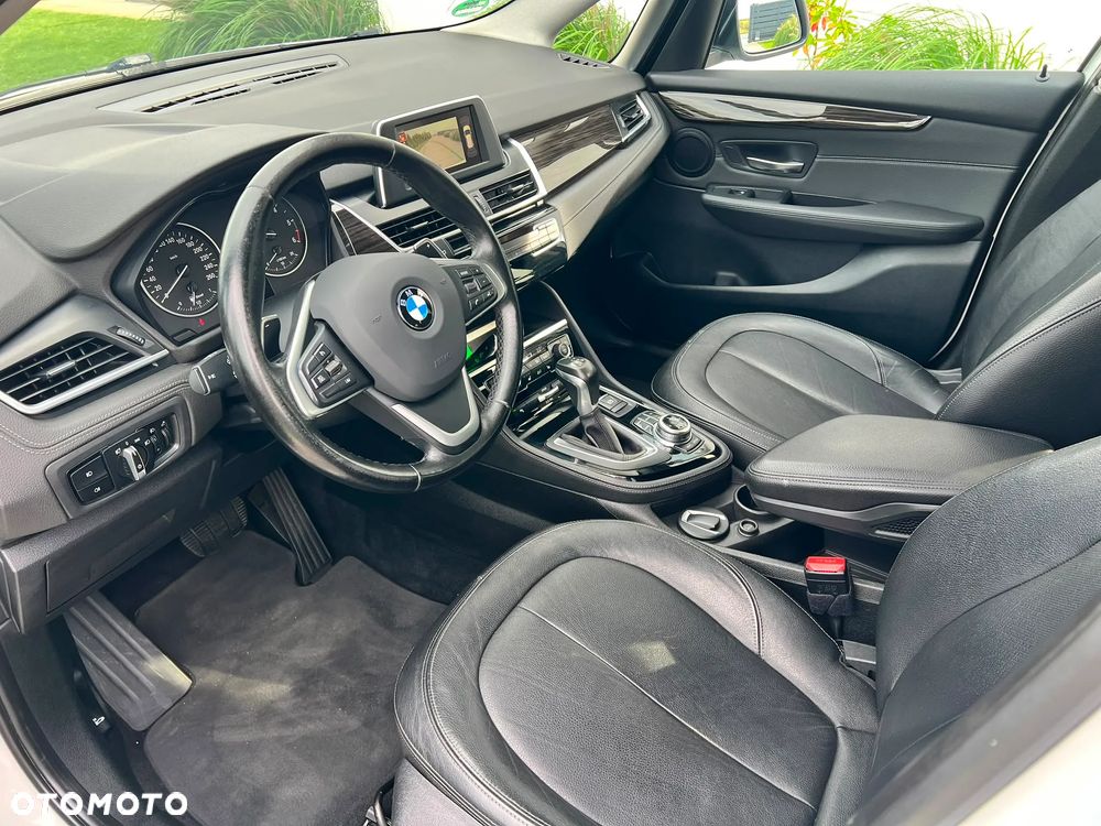 BMW Seria 2 220d xDrive Sport-Aut Luxury Line - 28