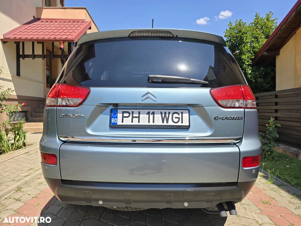 Citroën C-Crosser - 8