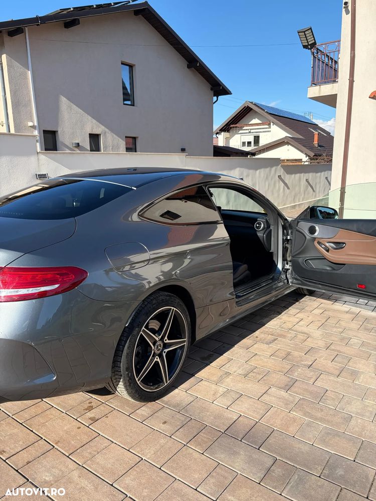 Mercedes-Benz C 200 9G-TRONIC AMG Line - 13