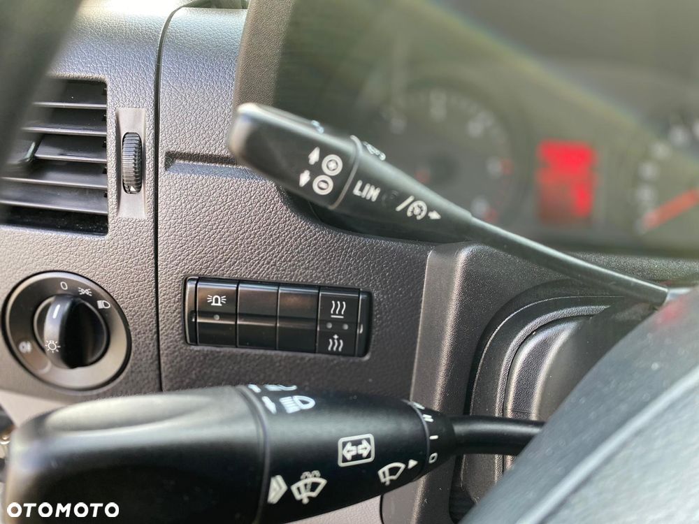 Volkswagen CRAFTER - 14