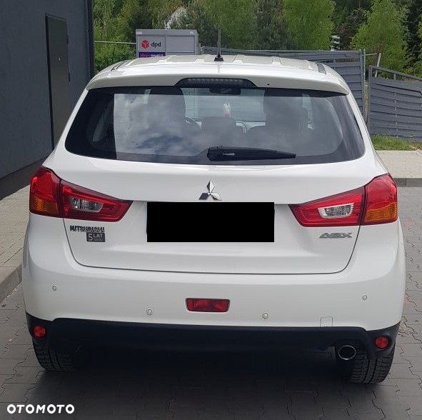 Mitsubishi ASX - 10