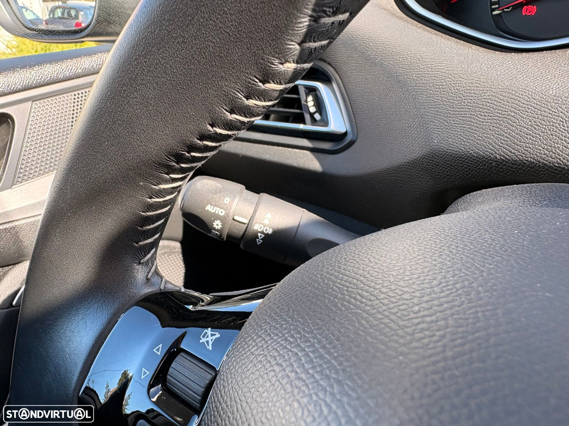 Peugeot 308 SW 1.5 BlueHDi Style - 42
